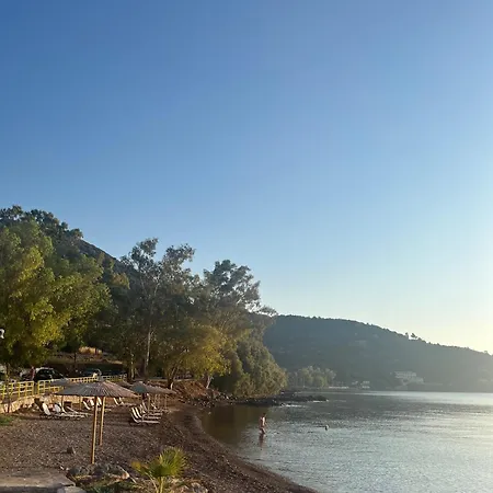 Vasiliki Palli * Méthana